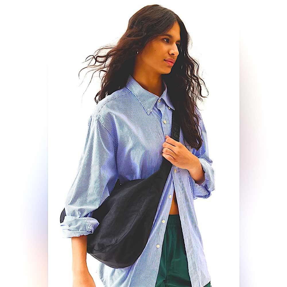 BAGGU large nylon crescent bag